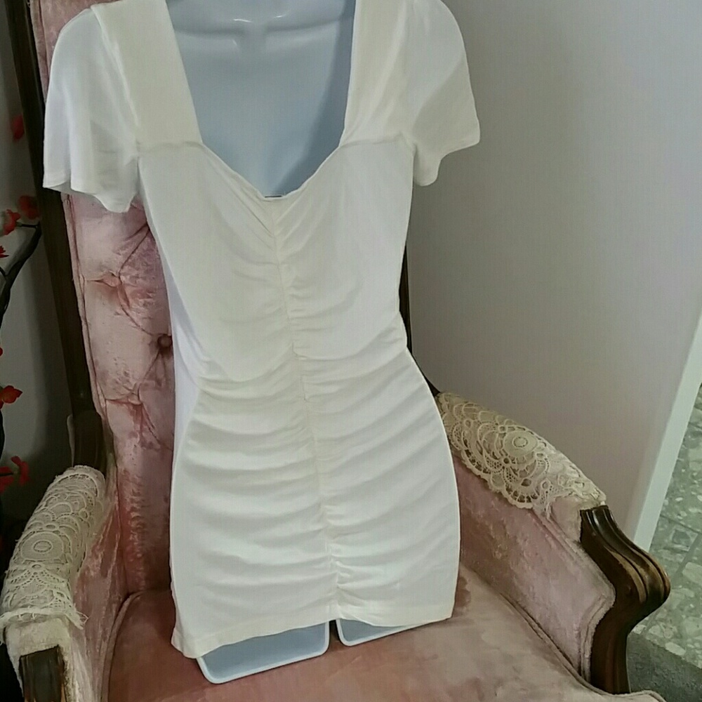 Ruffle Top - Picture 2 of 3